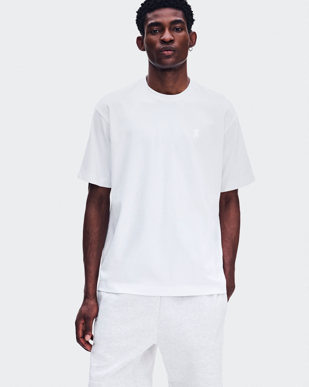 On Club Collective-T Runner White