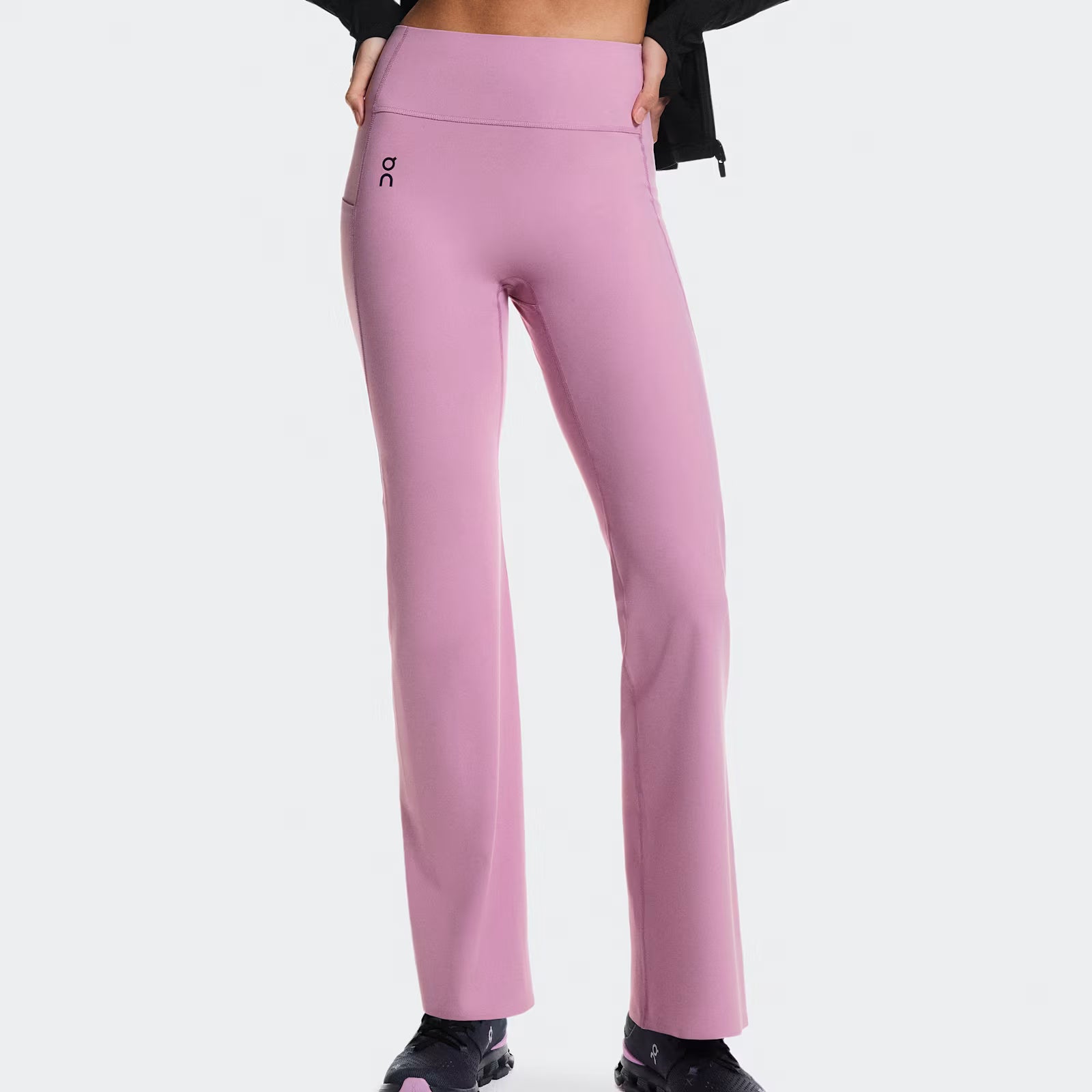 On Studio Flared Leggings 30" Sakura (Women'S)