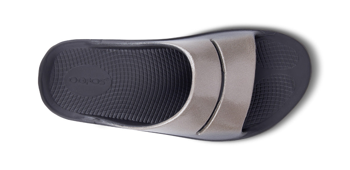 Oofos Women's Luxe Slide Latte