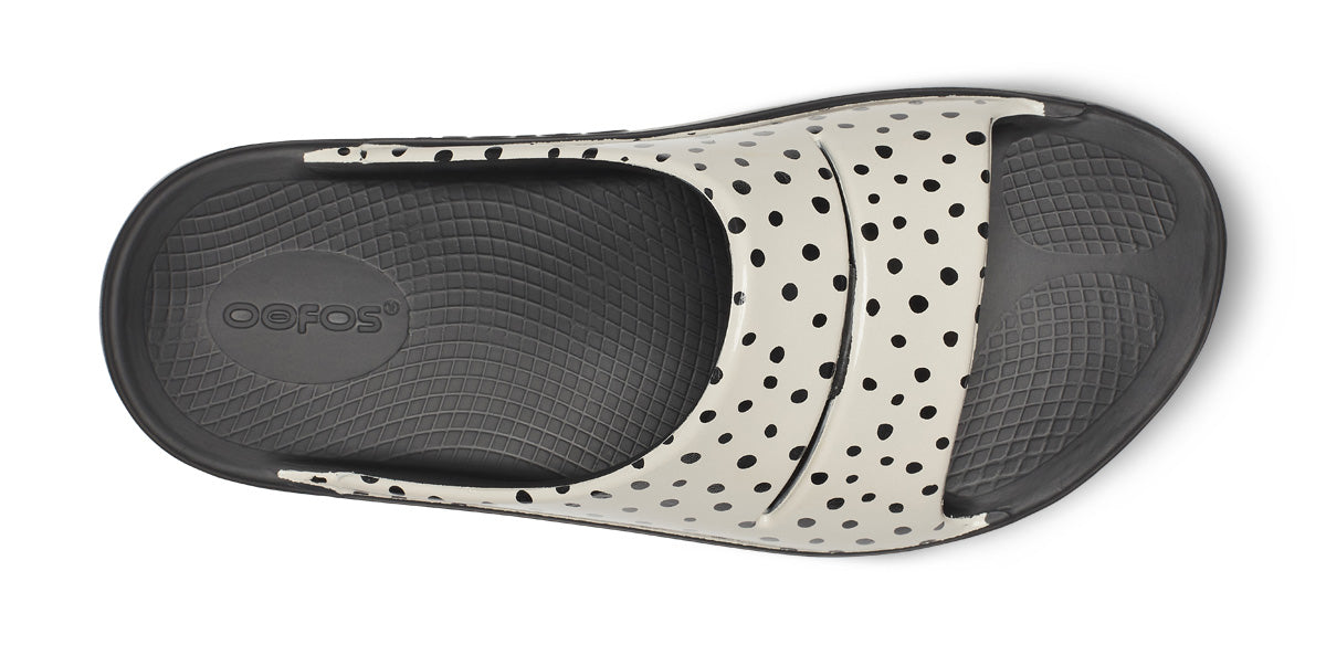 Oofos Women's Limited Slide Pebble