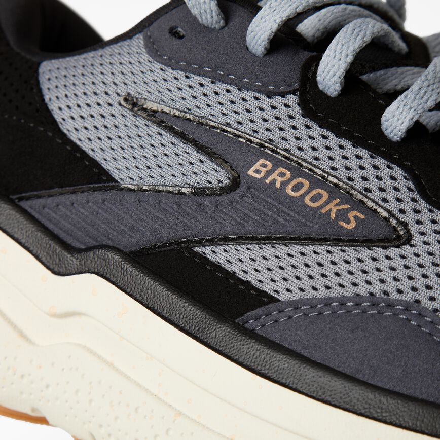 Brooks Ghost Max SE Black/Primer/Biscuit