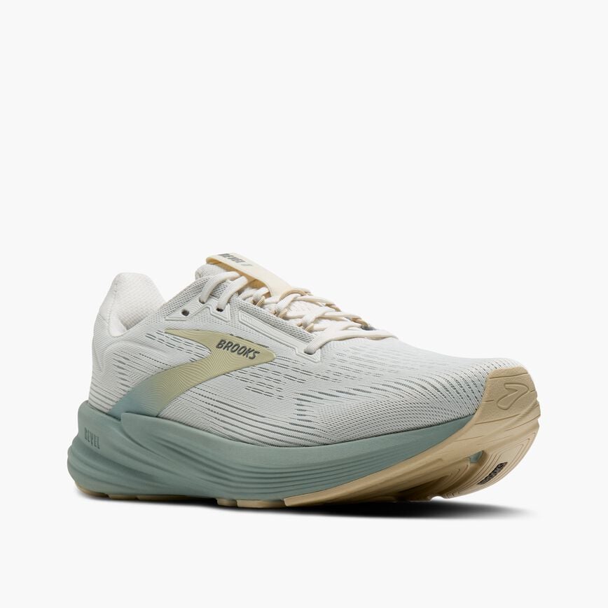 Brooks Revel 8 Coconut/Gray Mist/Sand