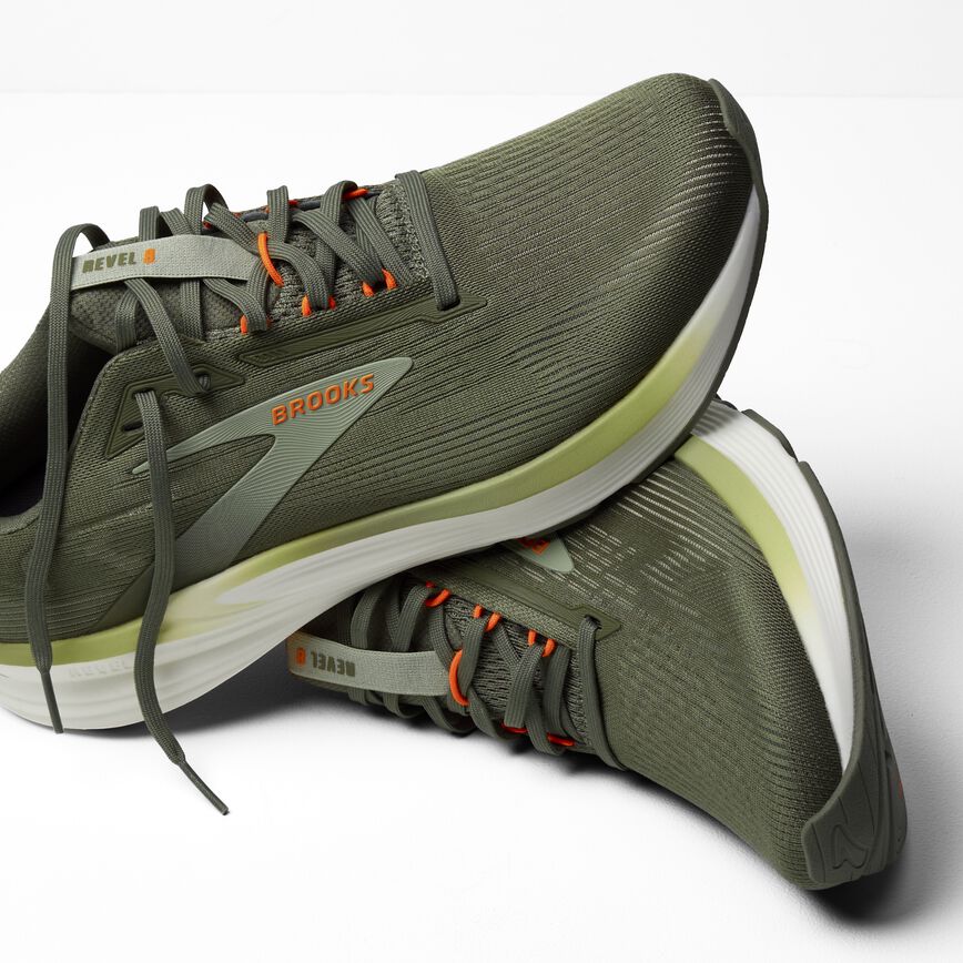 Brooks Revel 8 Olive/Tea/Orange