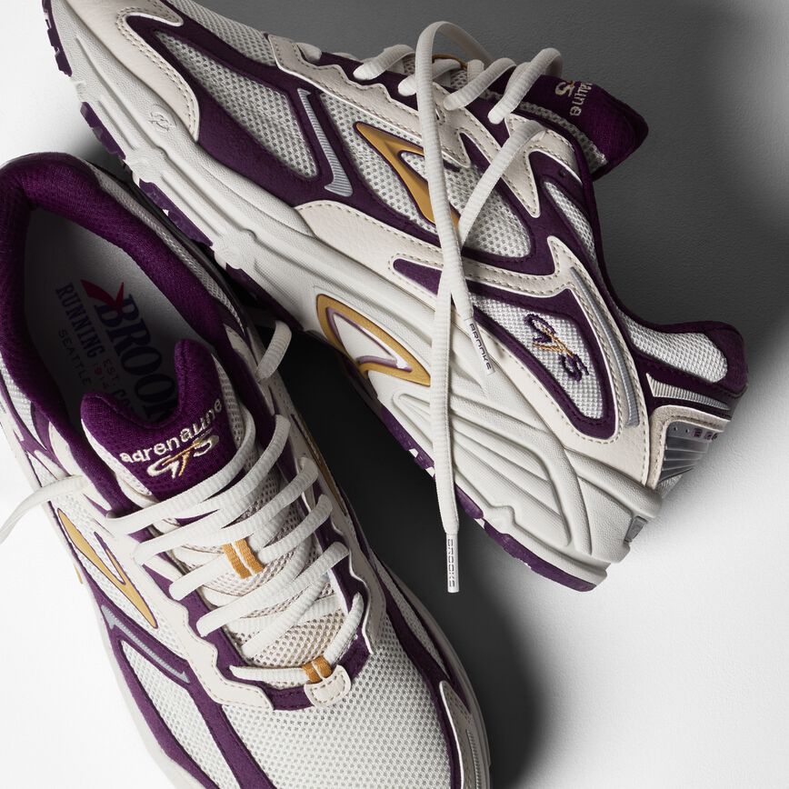 Brooks Adrenaline GTS 4 Beet/Moonbeam/Taffy