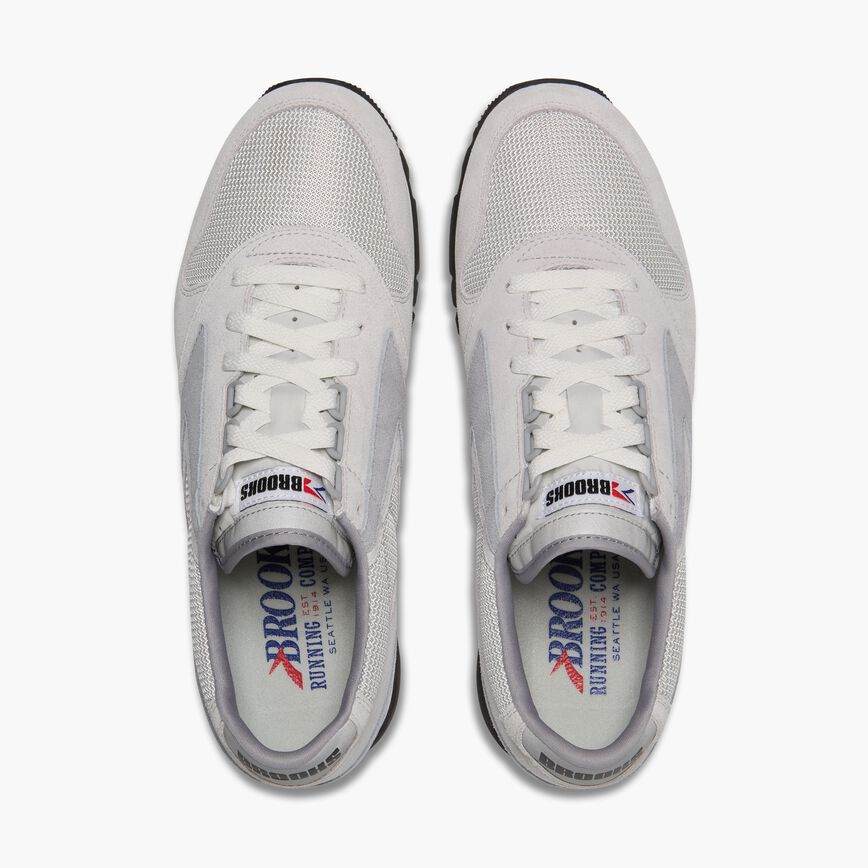 Brooks Chariot Gray/White