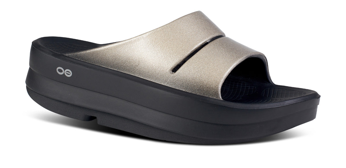 Oofos Women's Luxe Platform Slide Latte