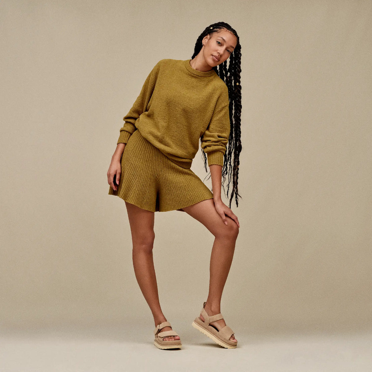Ugg Goldenstar Sand
