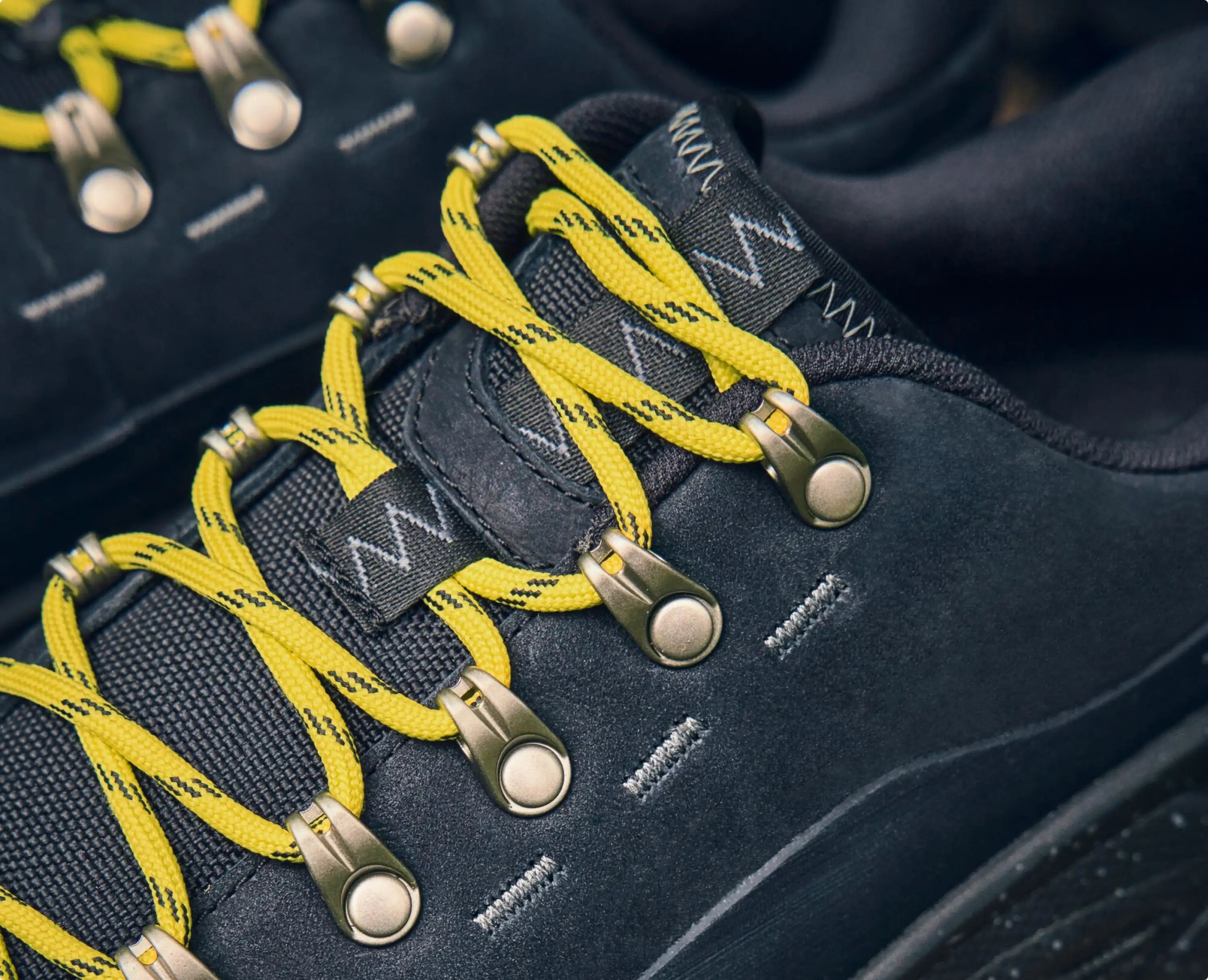 Hoka Tor Summit Black Black