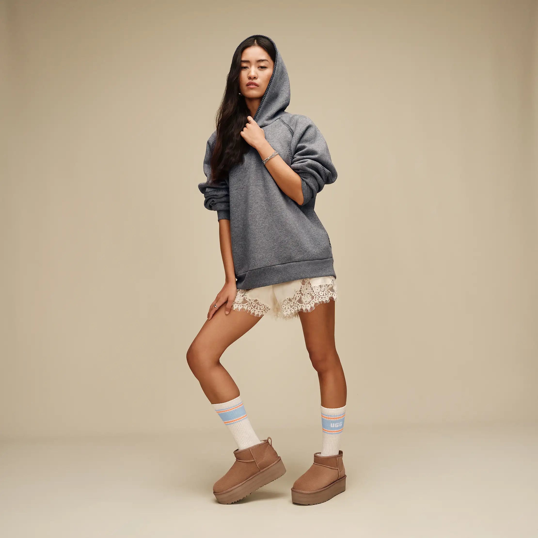 Ugg Classic Hoodie Medium Grey Heather