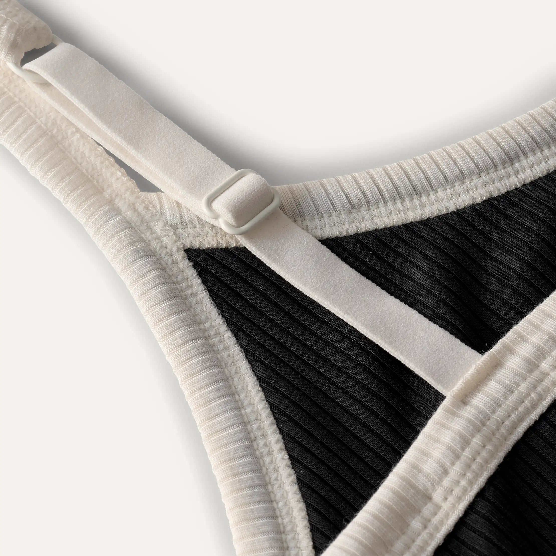 Ugg Tesia Bralette Rib Black/Nimbus