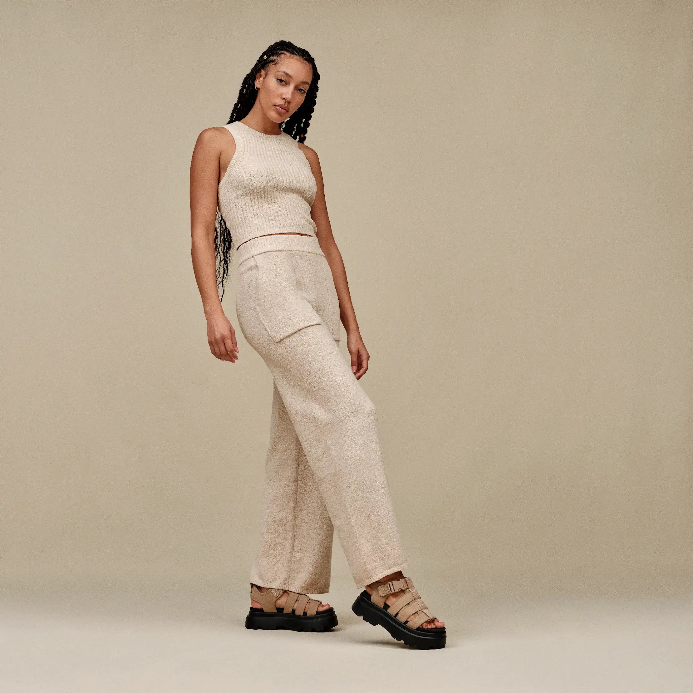 Ugg Elaenia Tank Lite Sand