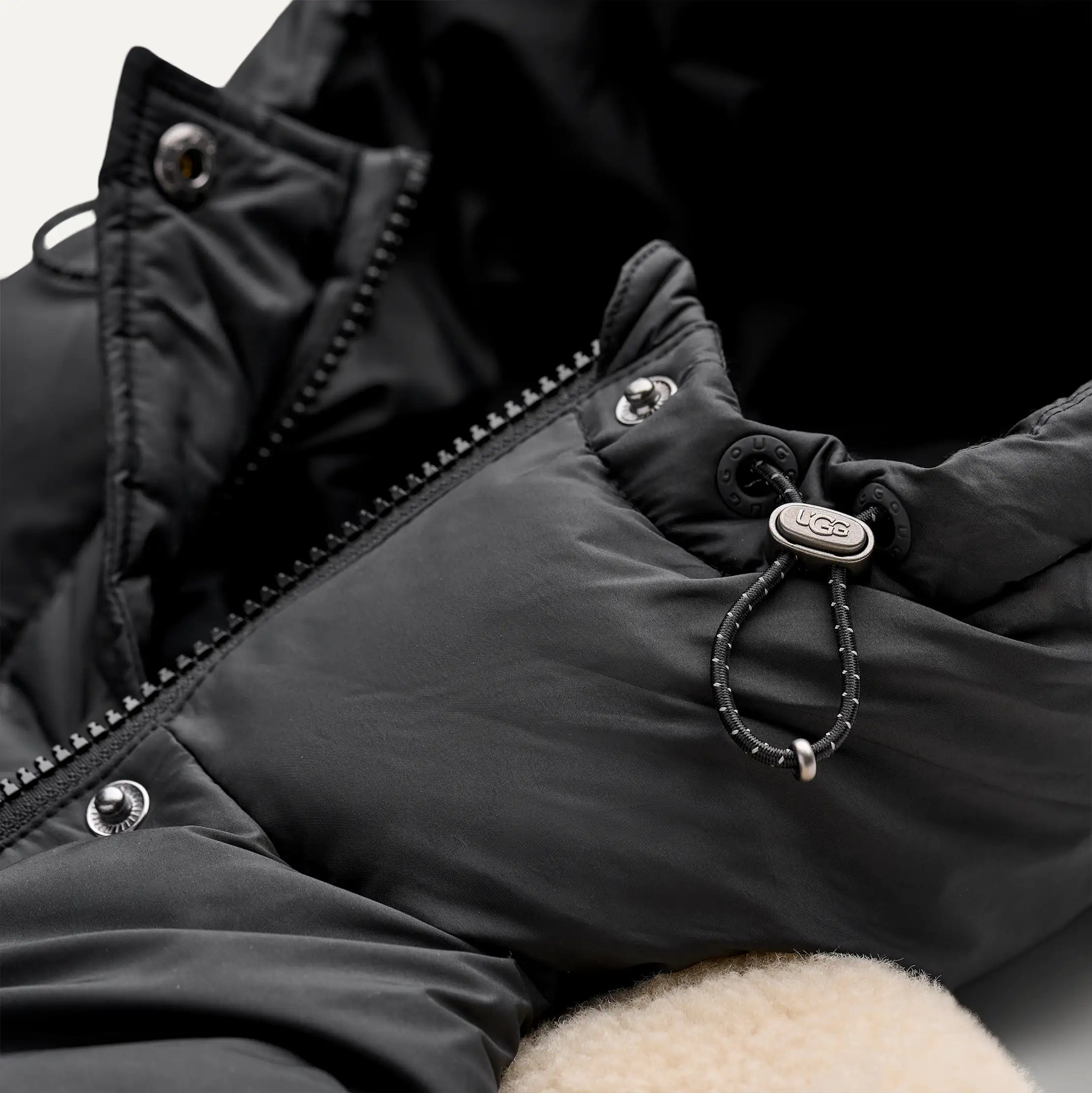 Ugg Mykah Uggbraid Puffer Jacket Black / Cream