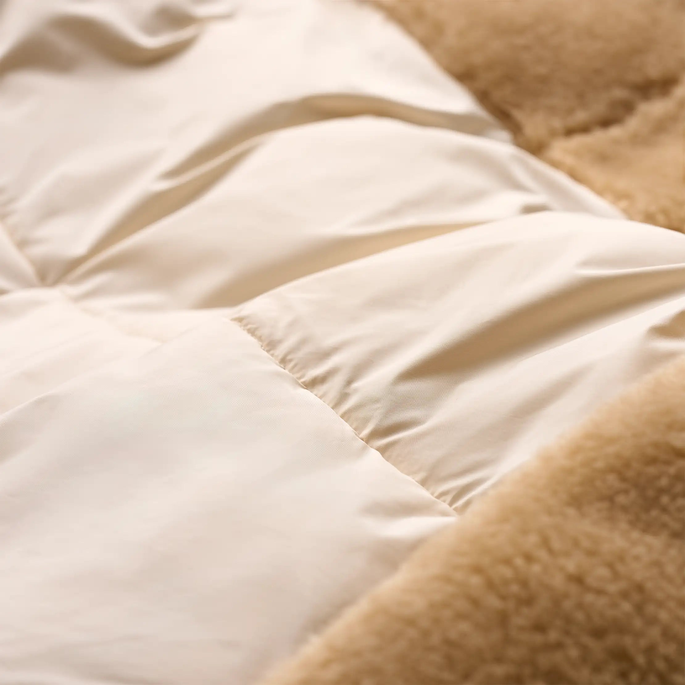 Ugg Mykah Uggbraid Puffer Jacket Cream / Sand