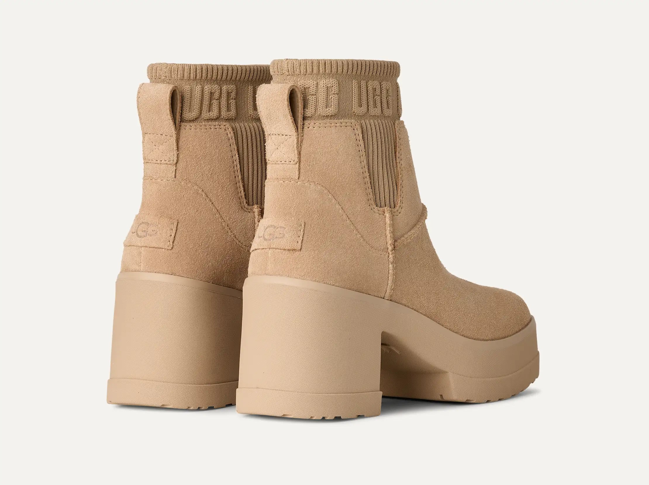 Ugg Moxy Chelsea Sand