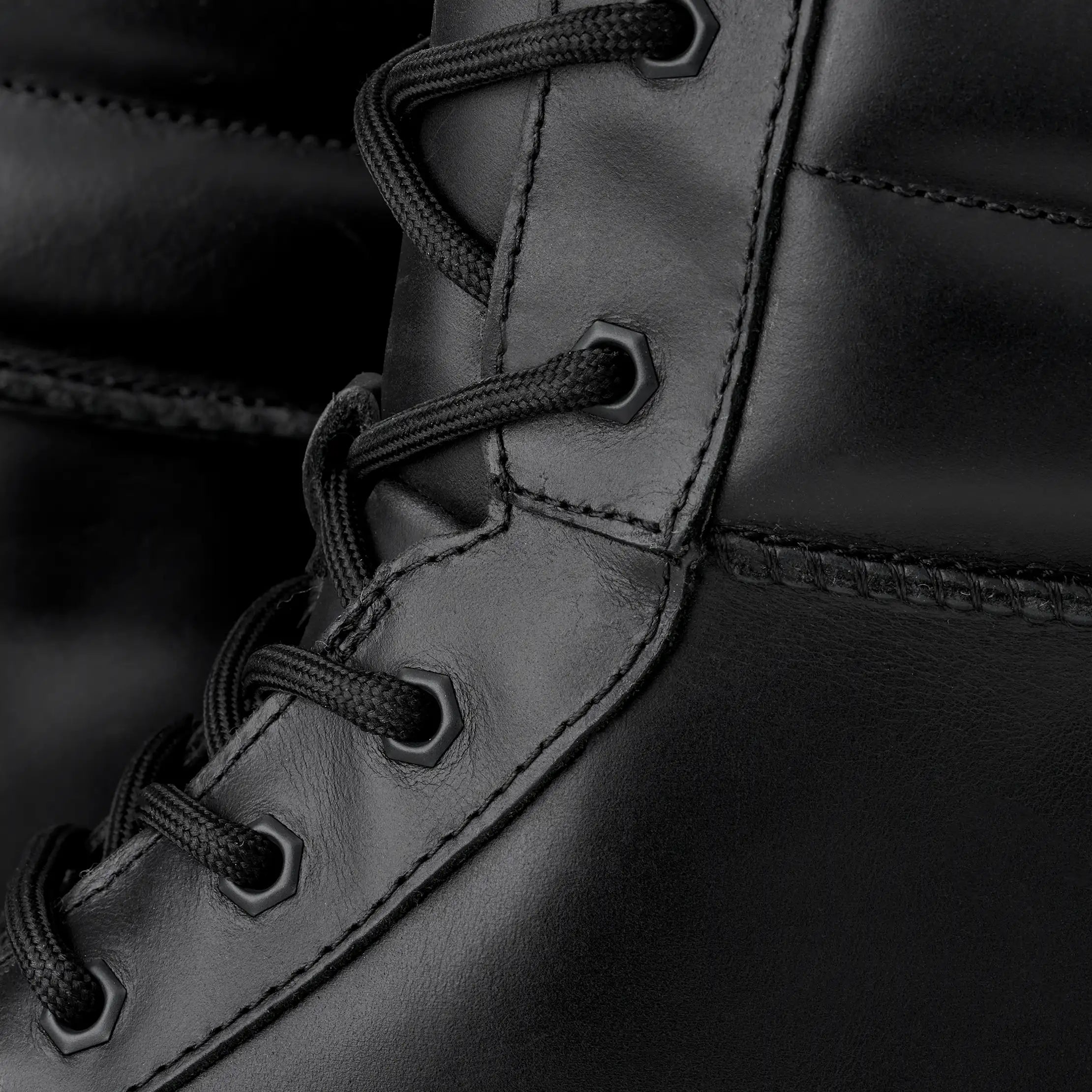 Ugg Neumel High Weather Hybrid Black