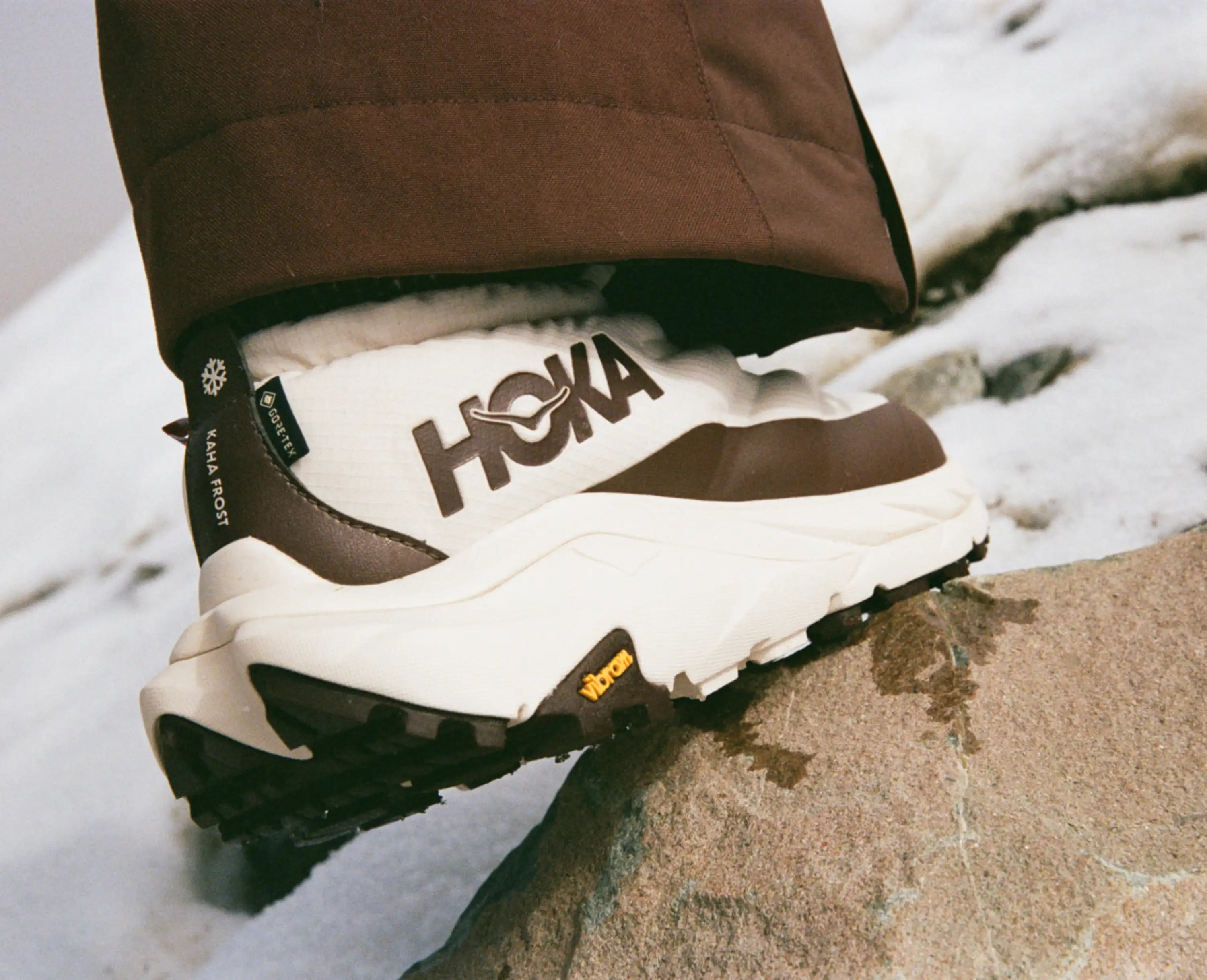 Hoka Women'S Kaha 2 Frost Moc Gtx Halfdays Oat Milk Spiked Cocoa