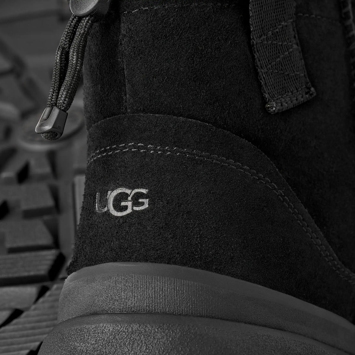 Ugg Classic Mini Outpost Black