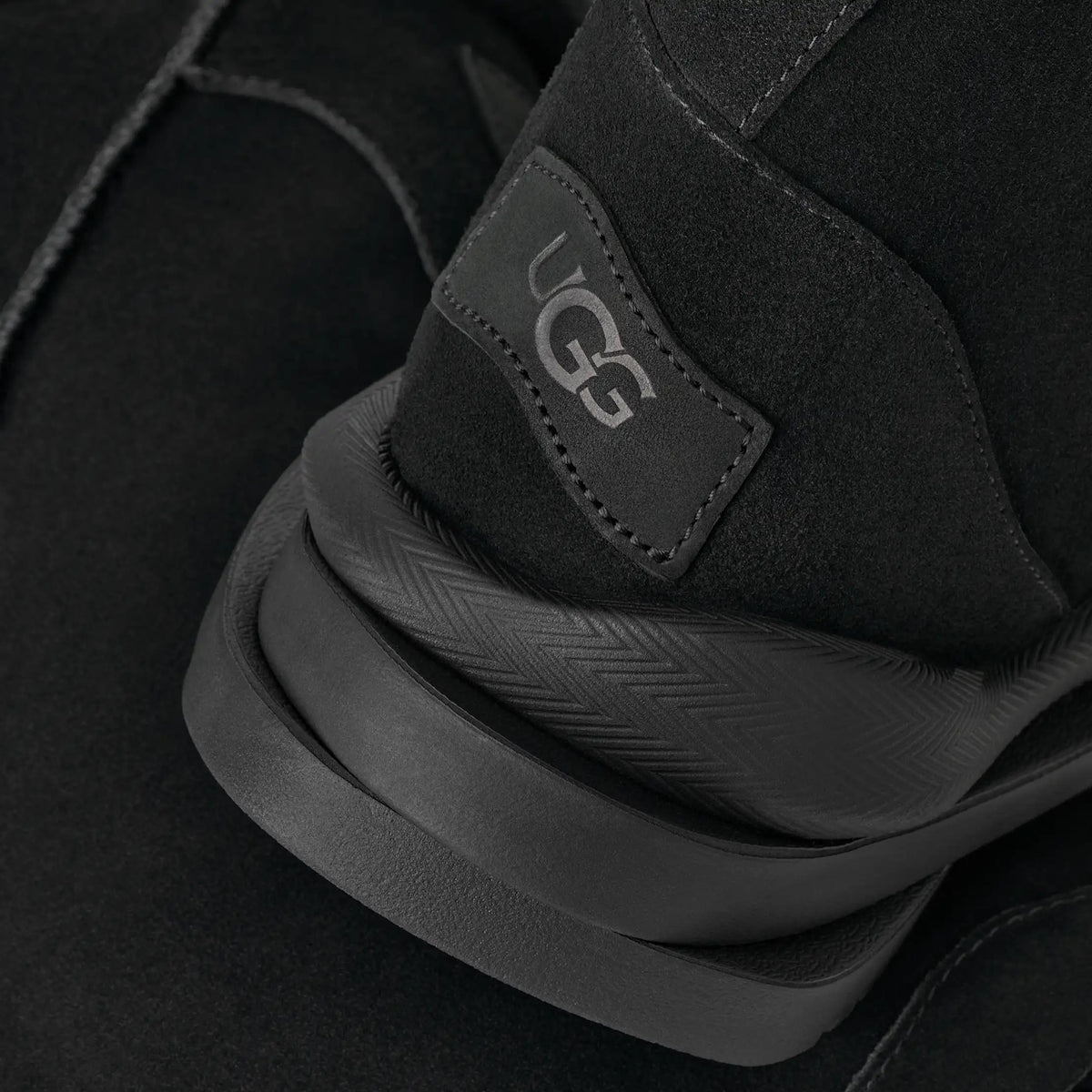 Ugg Classic Distort Boot Black