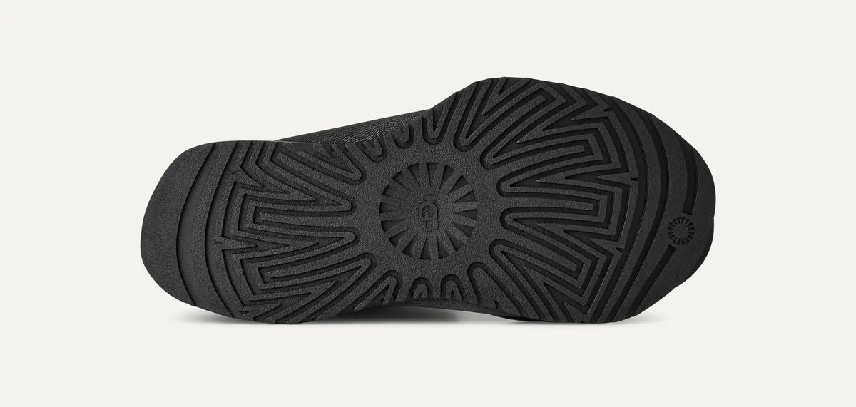 Ugg Classic Distort Boot Black