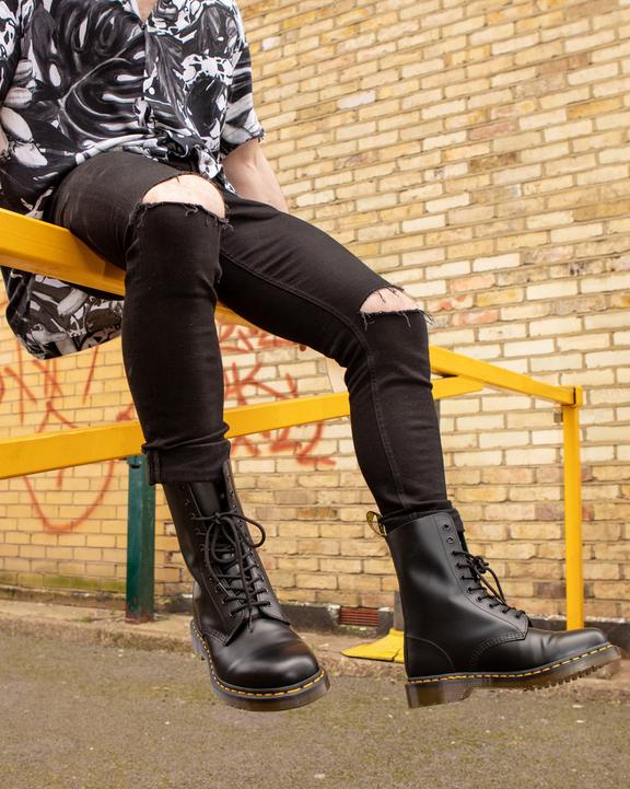 Dr Martens 1490 Smooth Leather Mid Calf Boots - Black