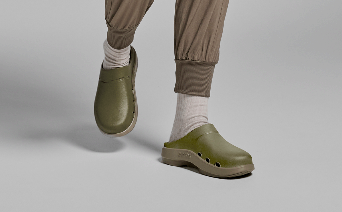 Oofos Women's Luxe Clog Nomad & Foliage