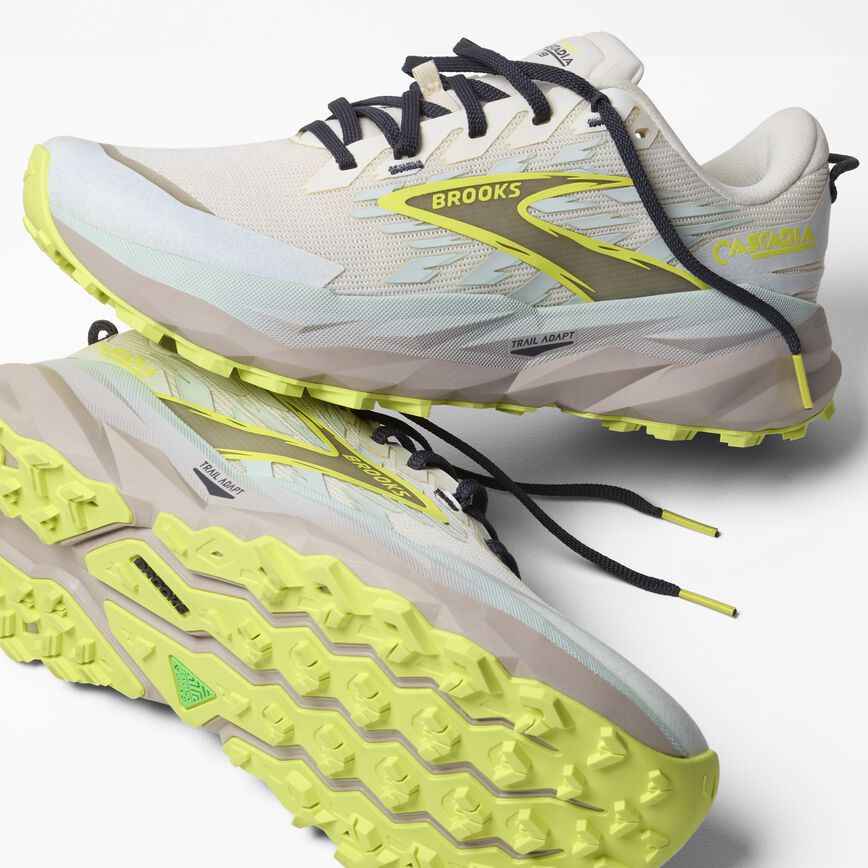 Brooks Cascadia 19 Coconut/Misty Blue/Ebony (Women's)