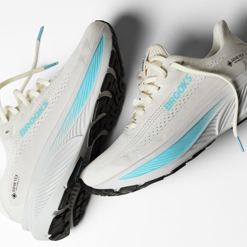 Brooks Ghost 17 GTX Coconut/Oyster/Blue (Women's)