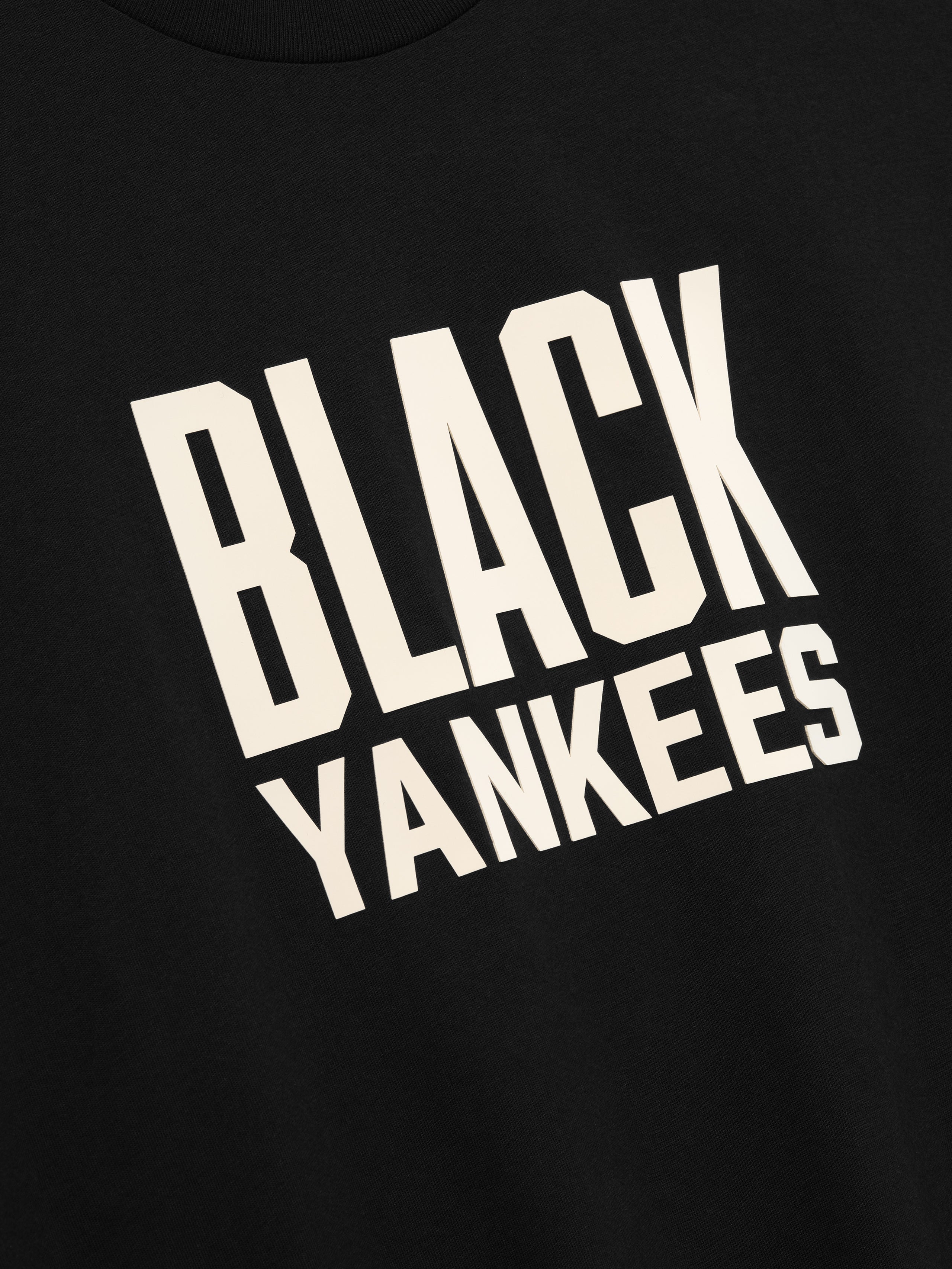 Essentials Essentials Black Yankees Tee Black
