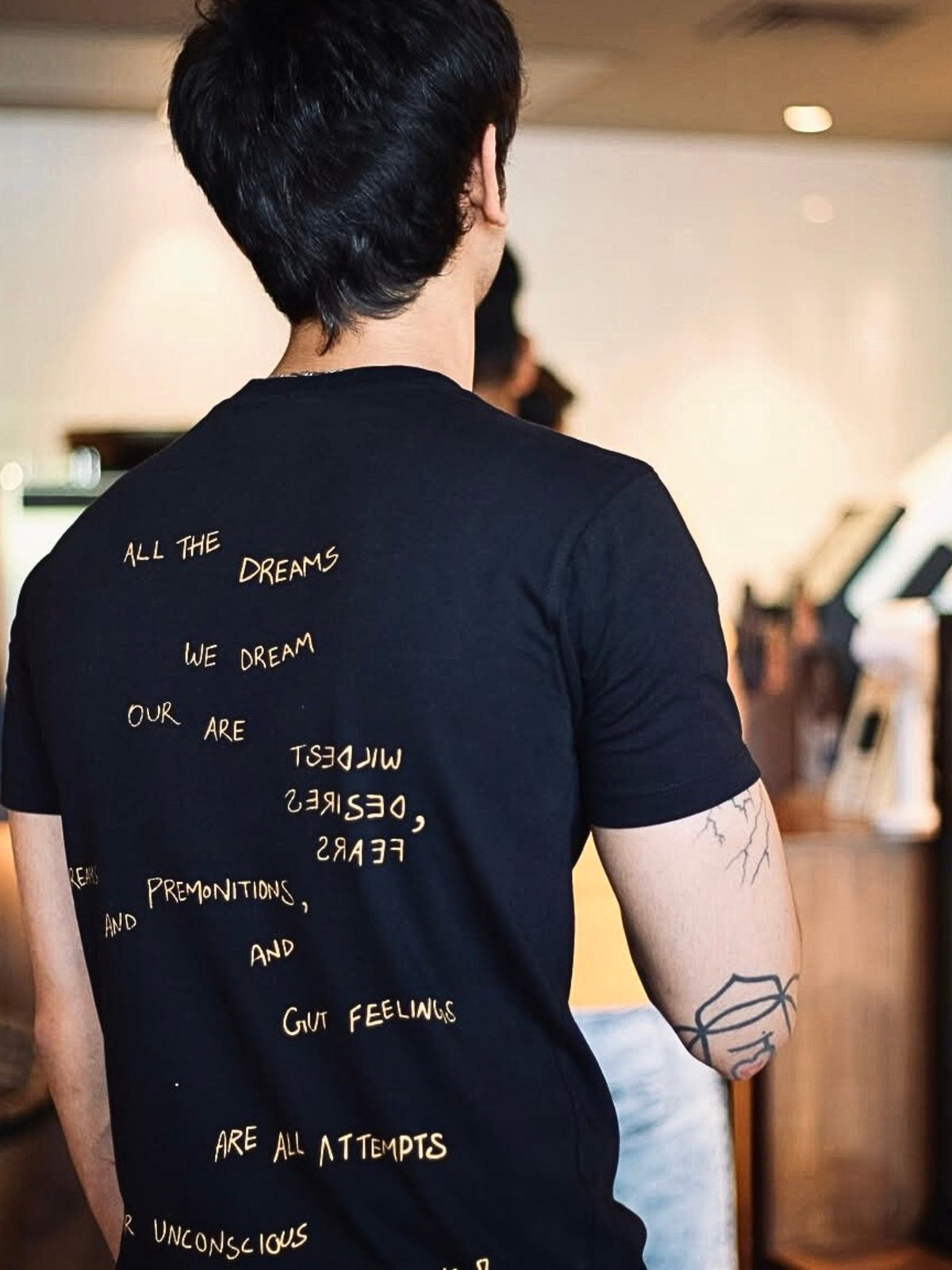 VISIONS TEE