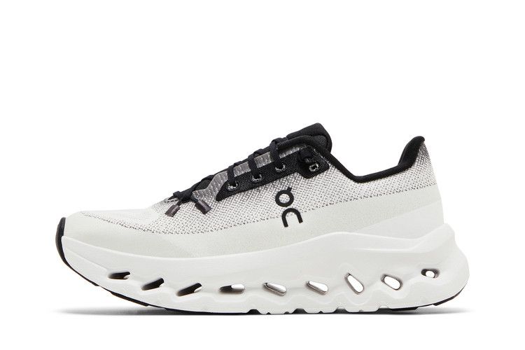 On Running Cloudtilt Black Ivory (Women's)