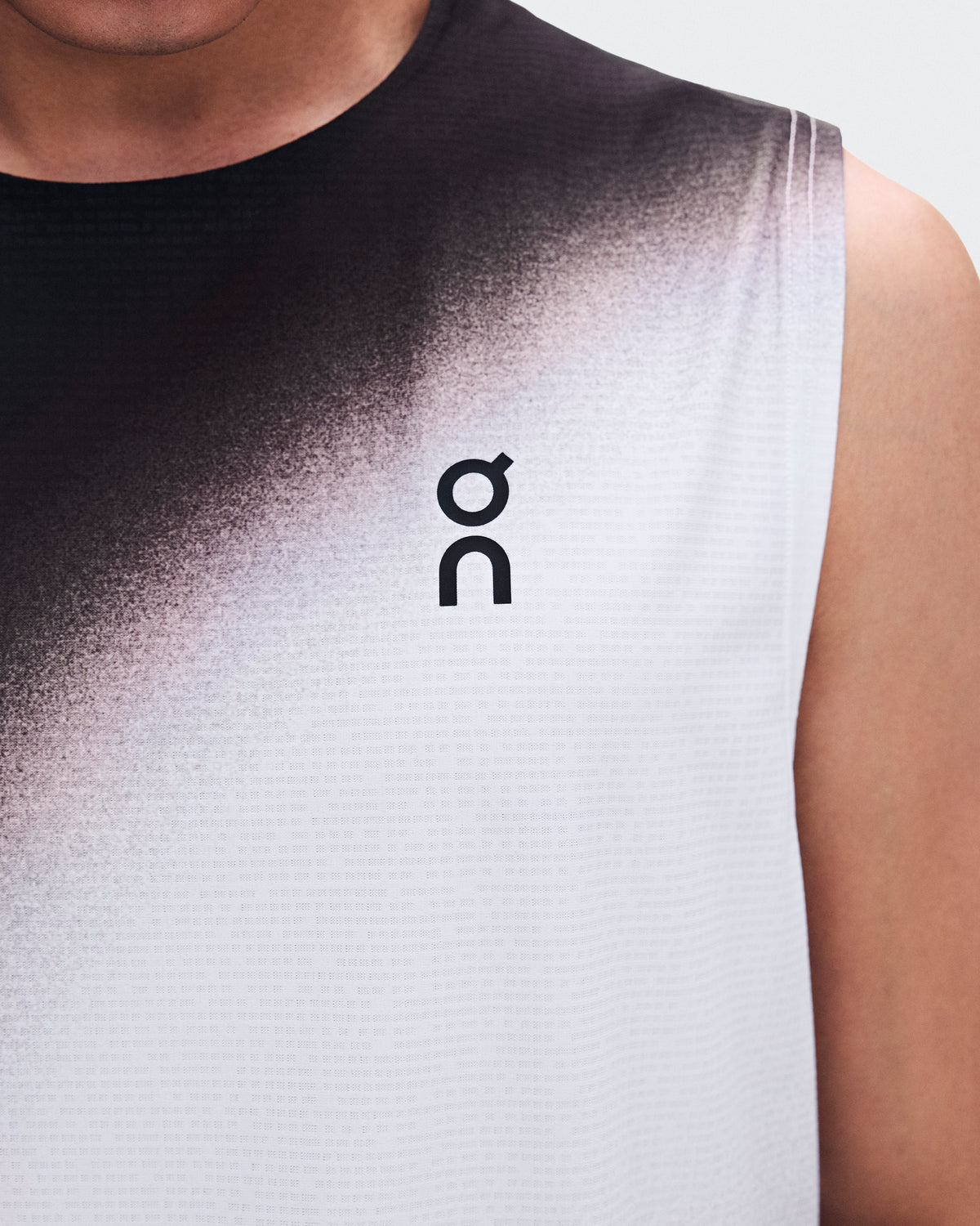 On Court Tank Swing Black | Mulberry