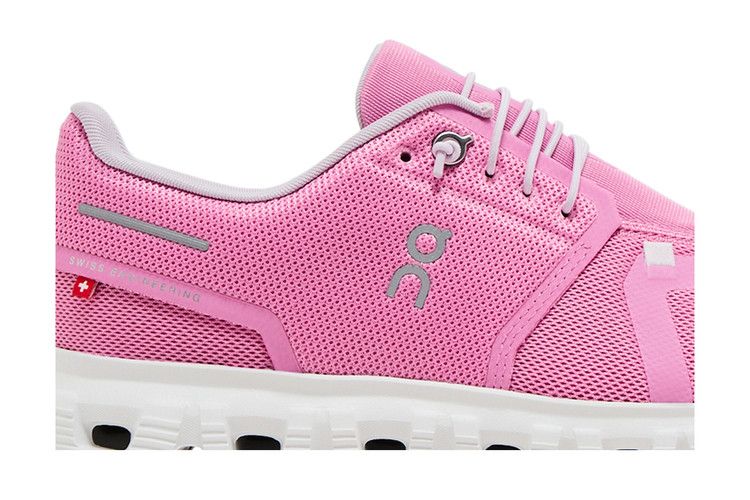 on running cloud 6 raspberry white (women's)