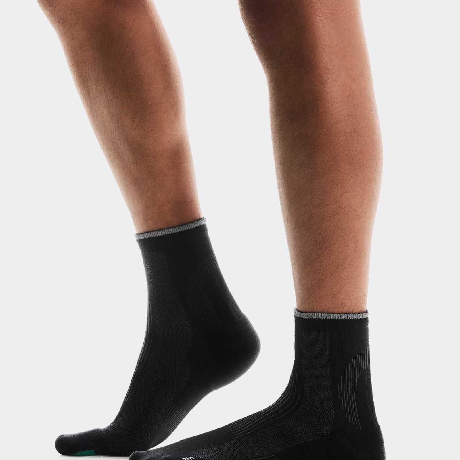On Elite Run Sock Mid Black