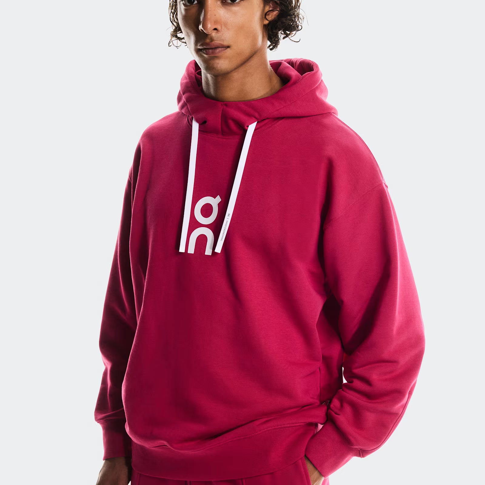On Club Hoodie Grenadine