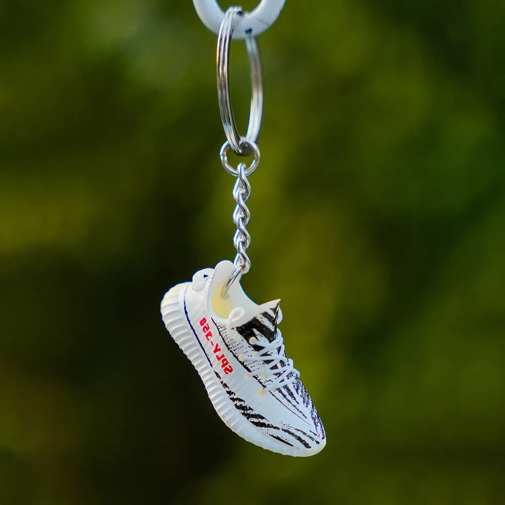 3D sneaker keychain Yeezy 350 Zebra