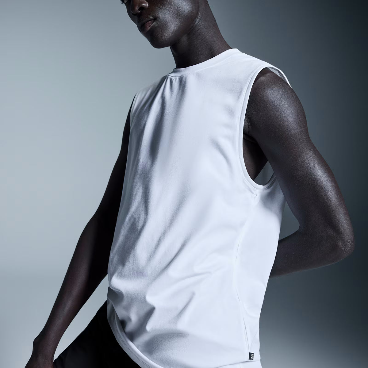 On Focus Tank White