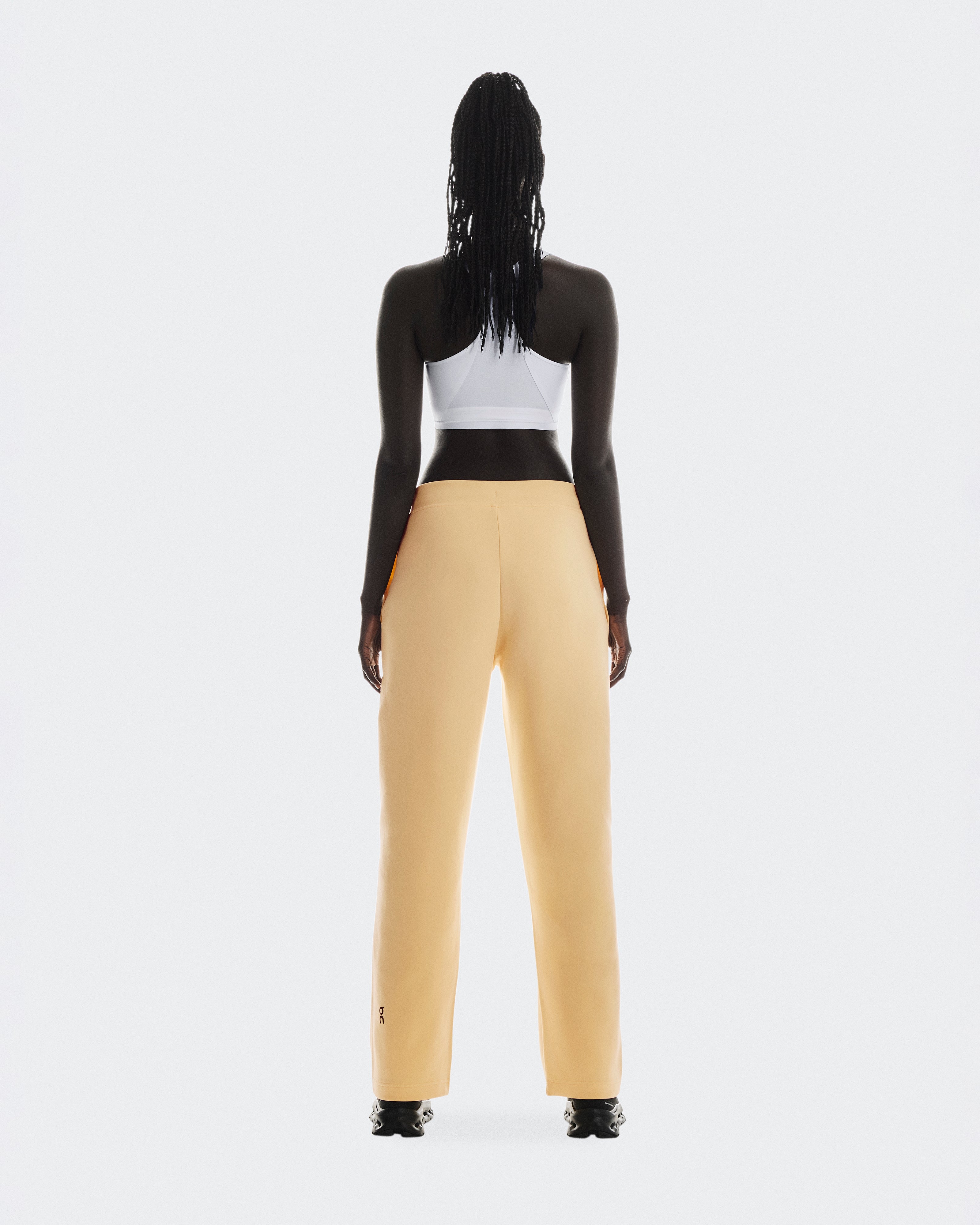 On Focus Tech Sweatpants Nectar (Women'S)