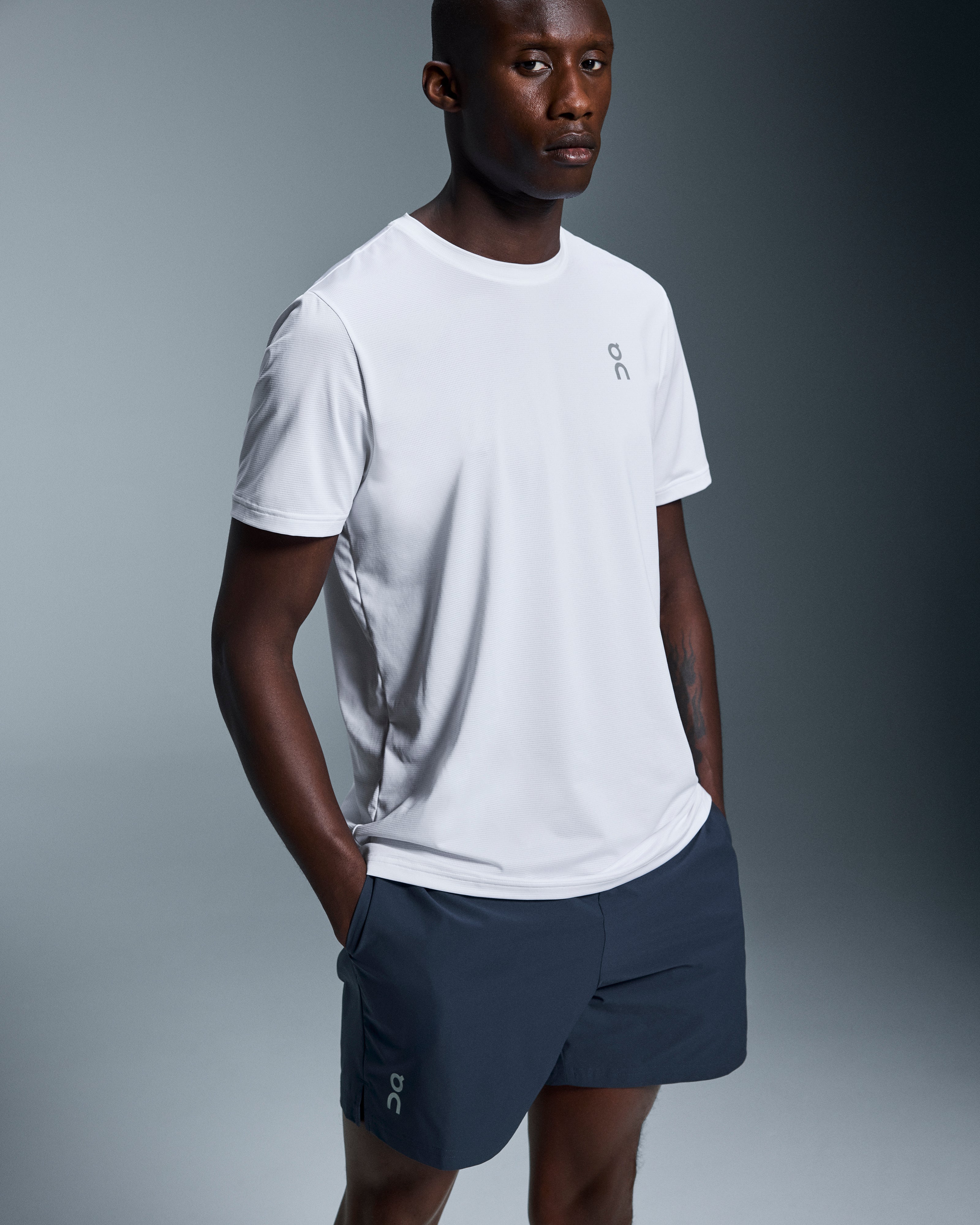 On 7" Core Shorts Midnight