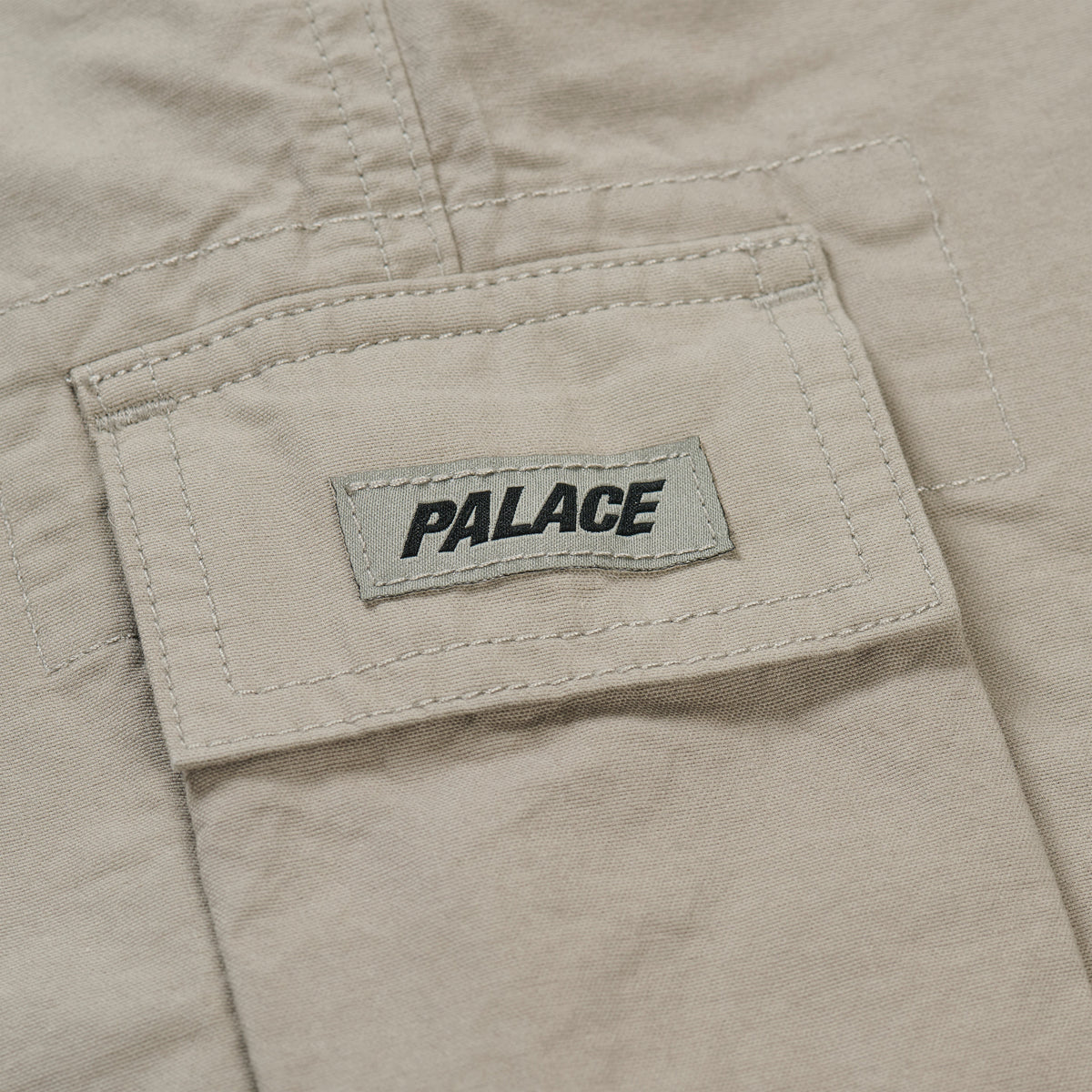 Palace OVER Short Concrete GREY