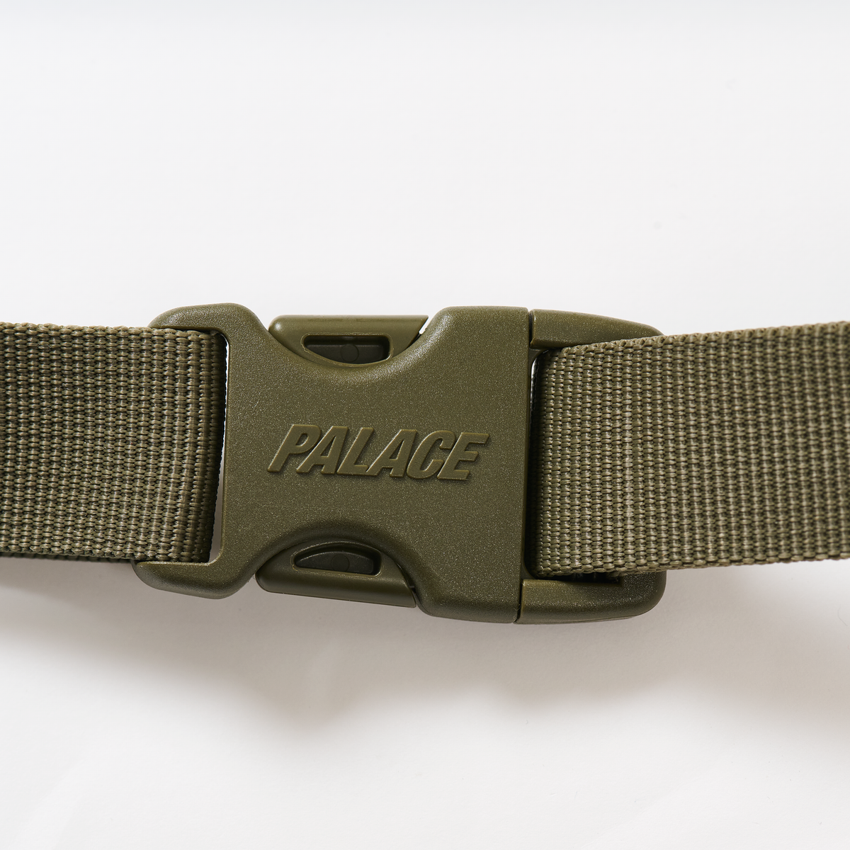 Palace Skateboards 3M Cordura Small Cross BODY Utility Realtree Excape