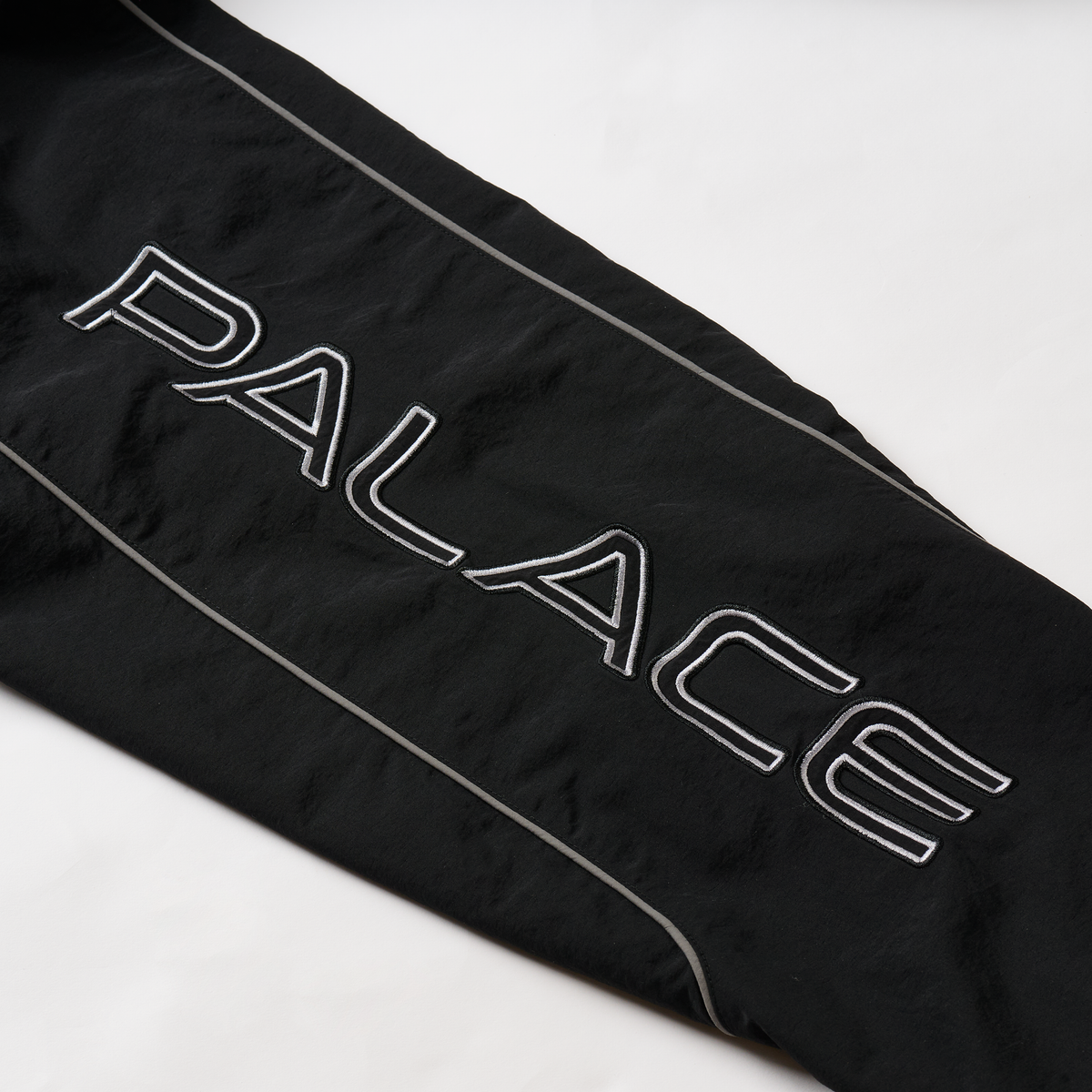 Palace Skateboards Piped Shell Jacket Black