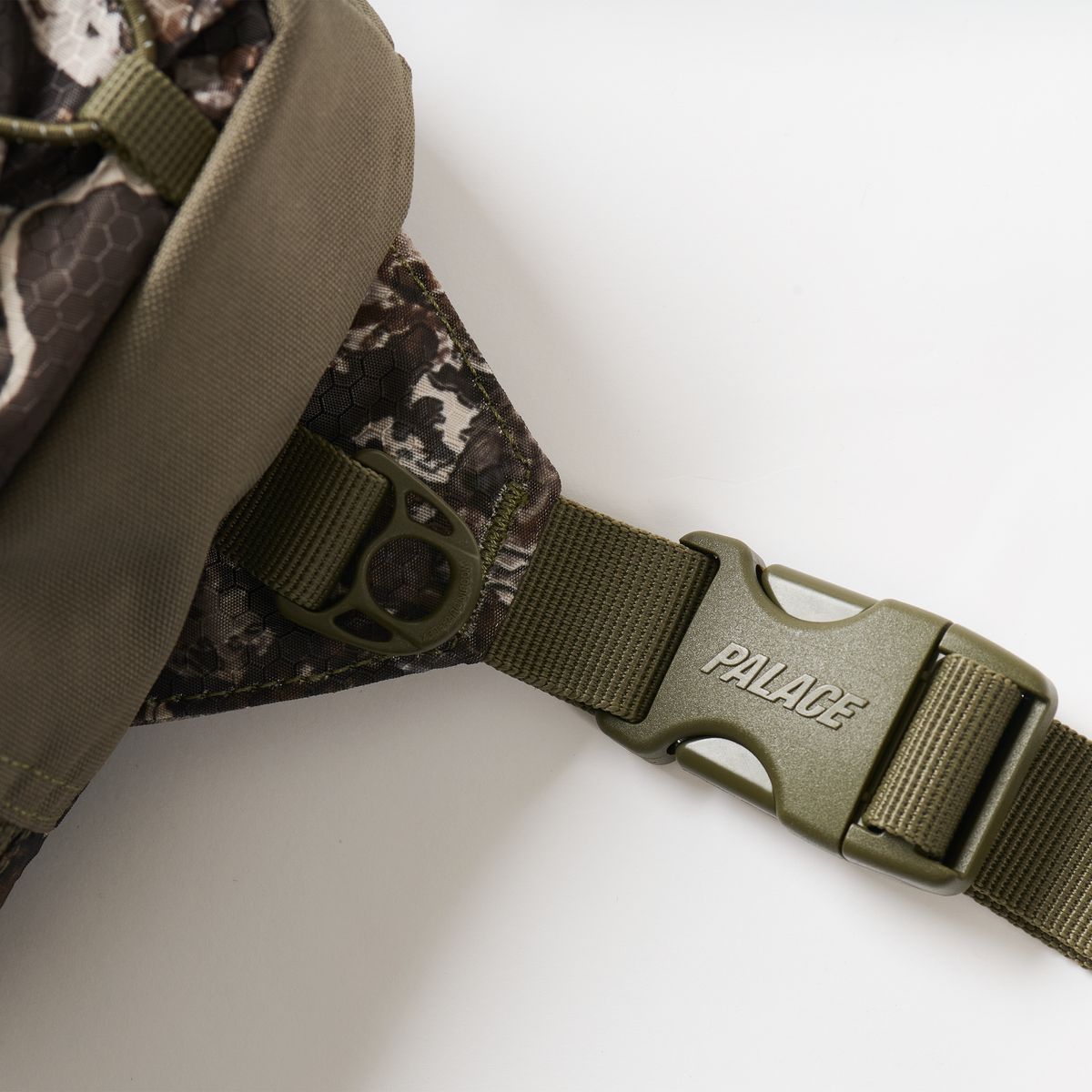 Palace Skateboards 3M Cordura SHOT BAG Realtree Excape