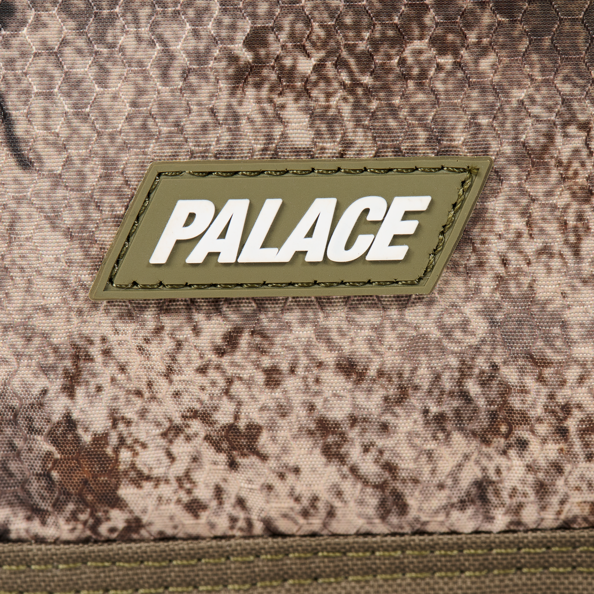 Palace Skateboards 3M Cordura Despatch Shoulder BAG Realtree Excape