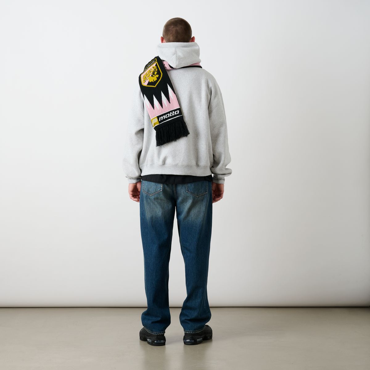 Palace Skateboards Palazzo Scarf PINK / Black
