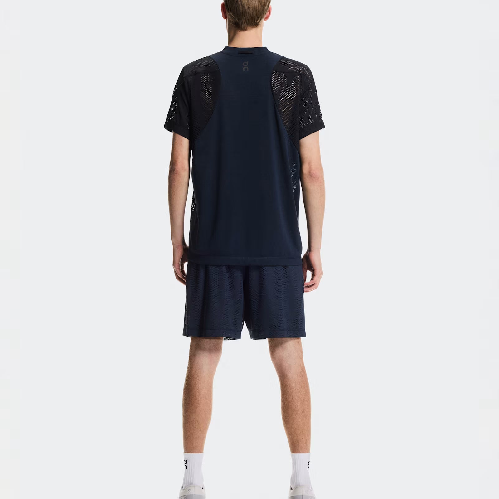 On Train Volt-T Navy