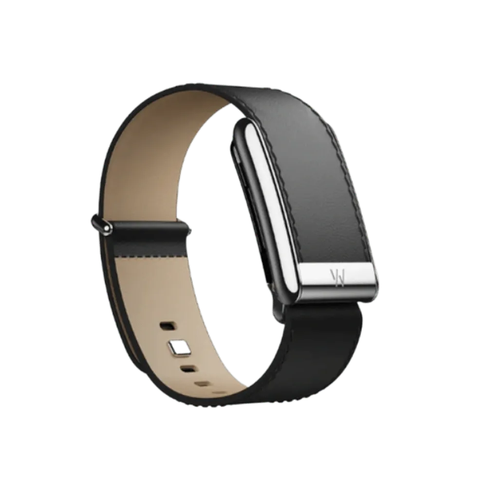 Whoop 5.0 Leatherluxe Straight Black/Cream with Titanium Band (12 Month Peak Subscription Included) One Size