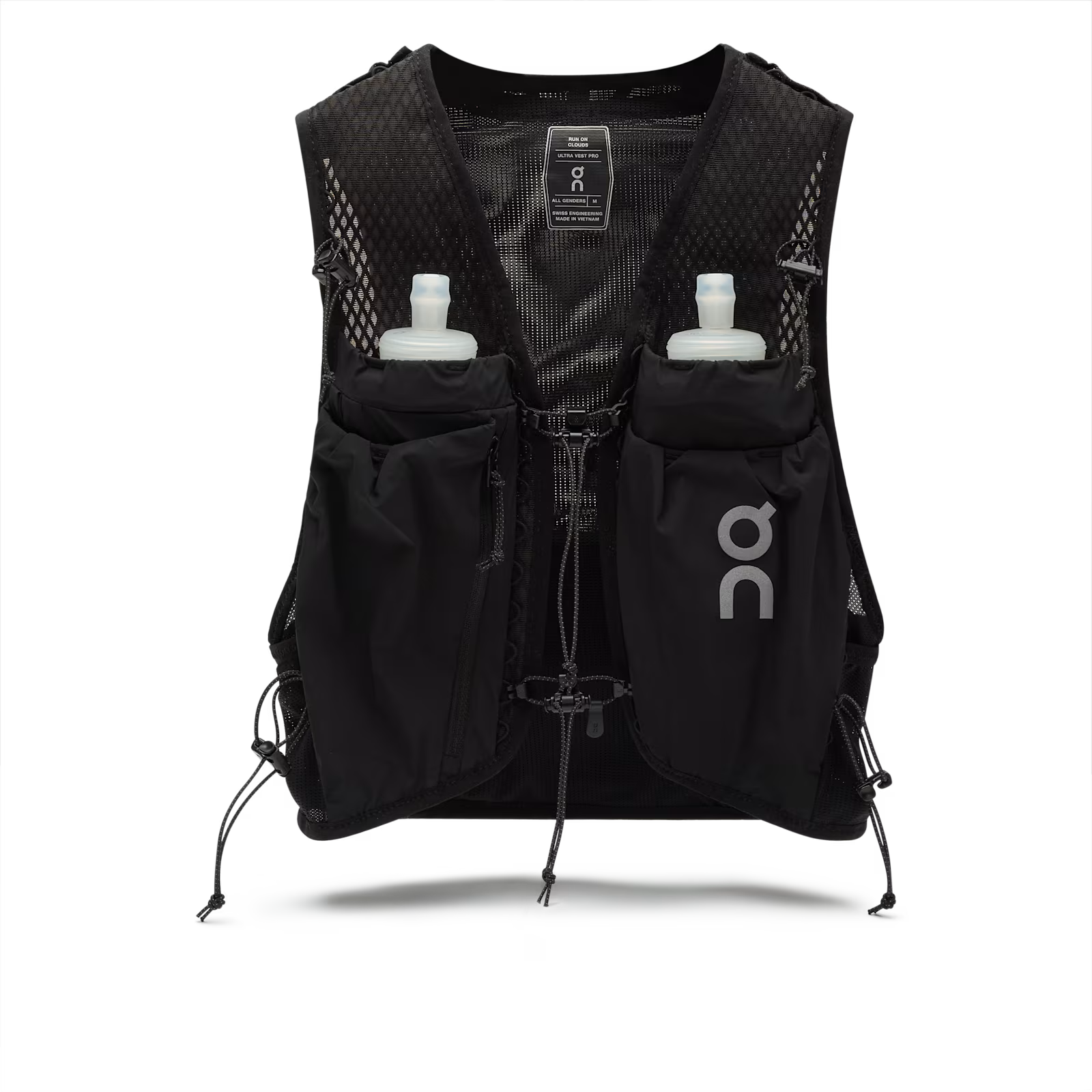 On Ultra Vest Pro Black
