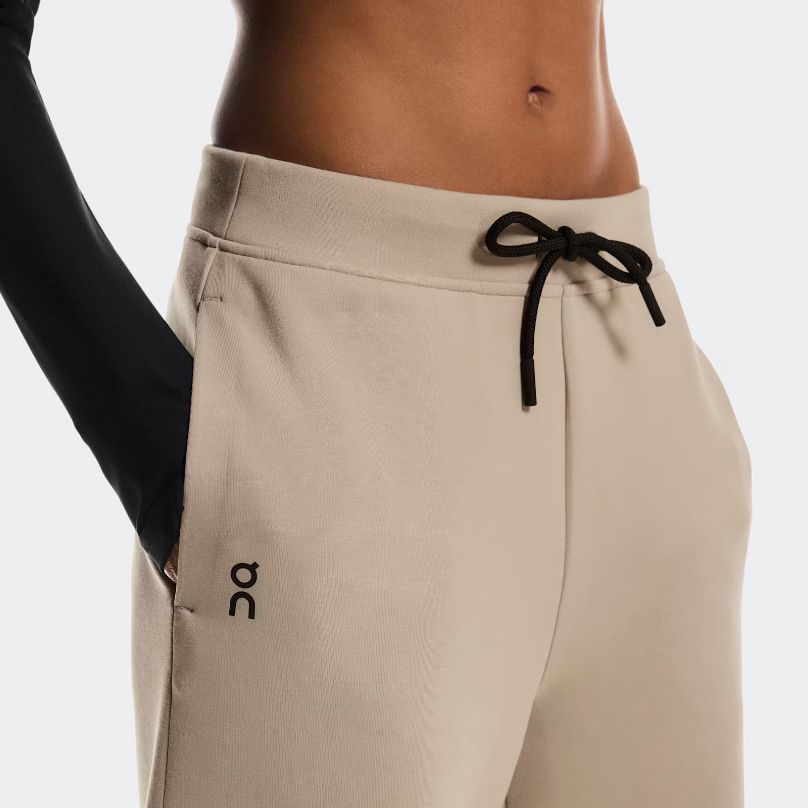 On Focus Tech Sweatpants Desert (Women'S)