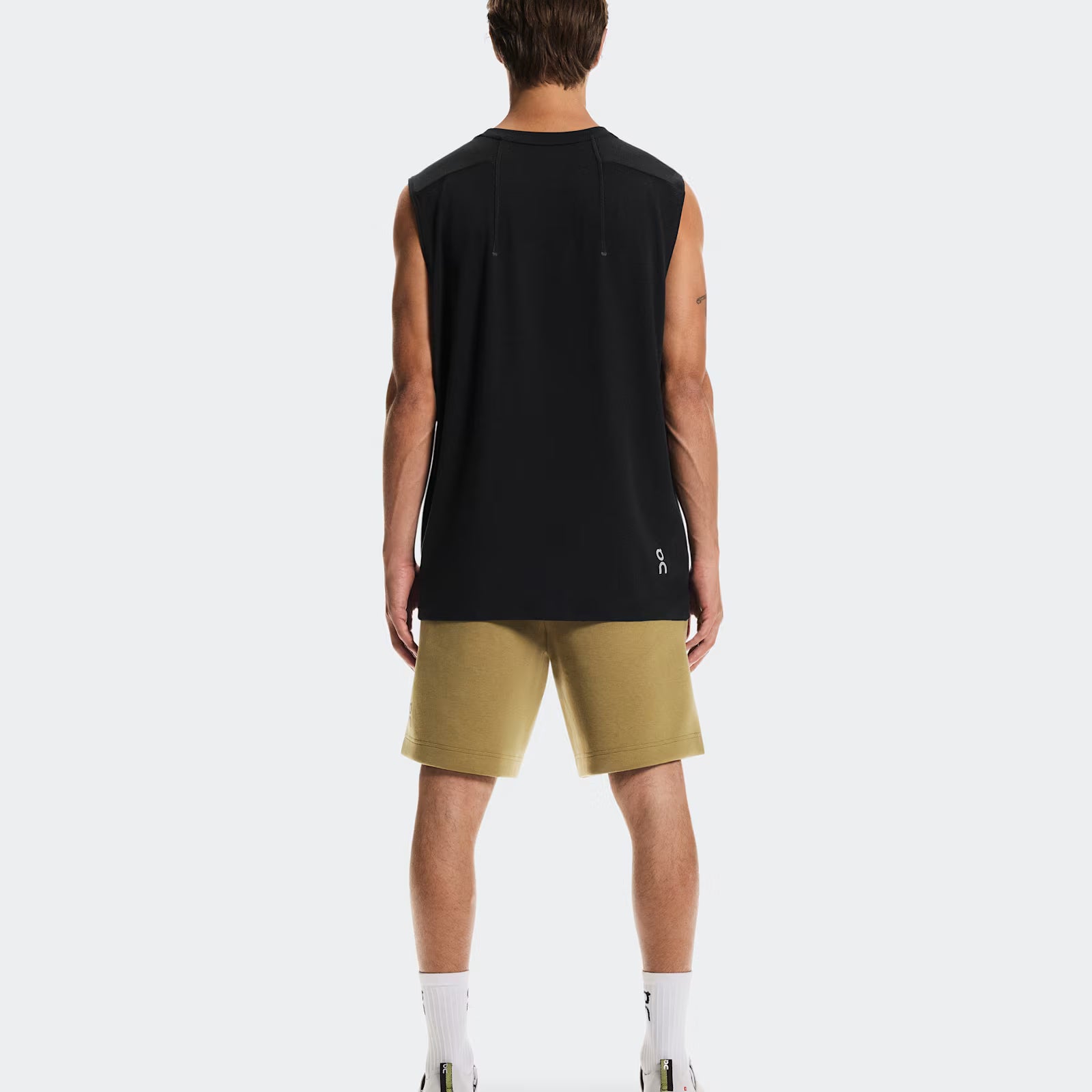 On Focus Tech Shorts Nutmeg