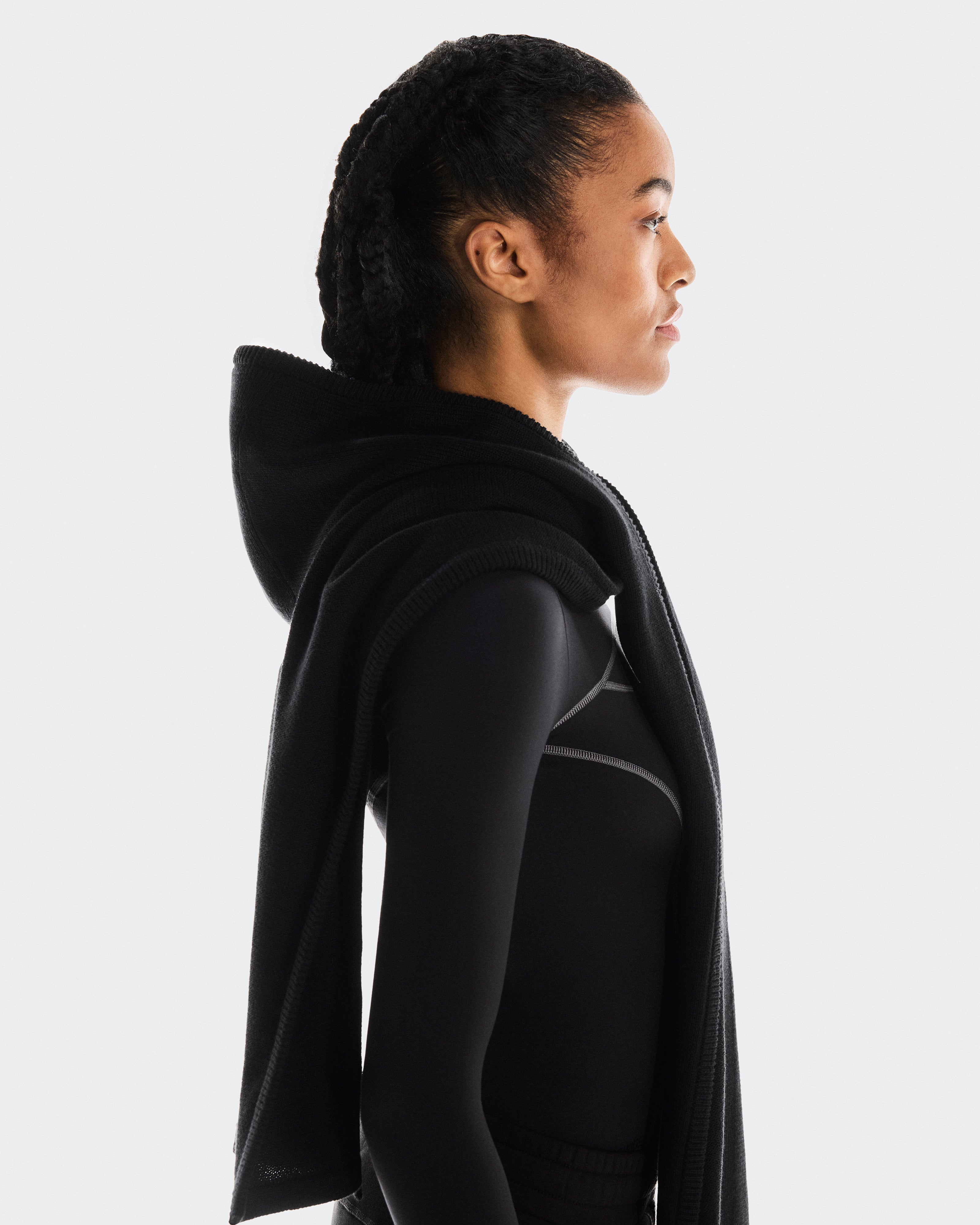 On Hooded Scarf Fka Black